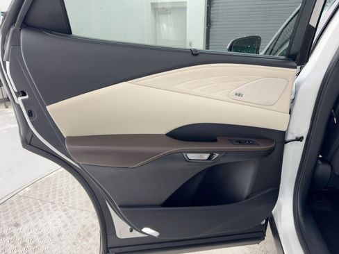 New 2026 Lexus RX 450h AWD image 24