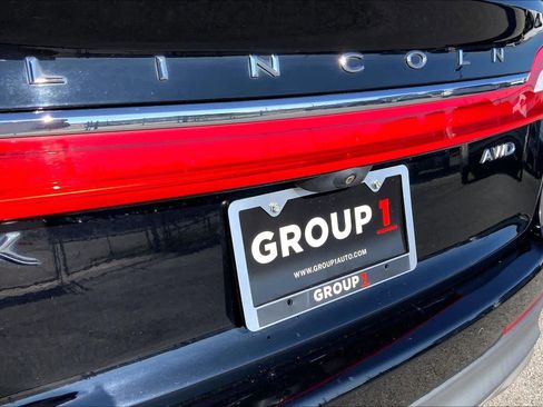 Used 2018 Lincoln MKX Reserve w/ Lincoln MKX Climate Package image 10