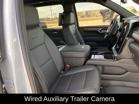 New 2026 GMC Yukon XL Denali w/ Denali Reserve Package image 27