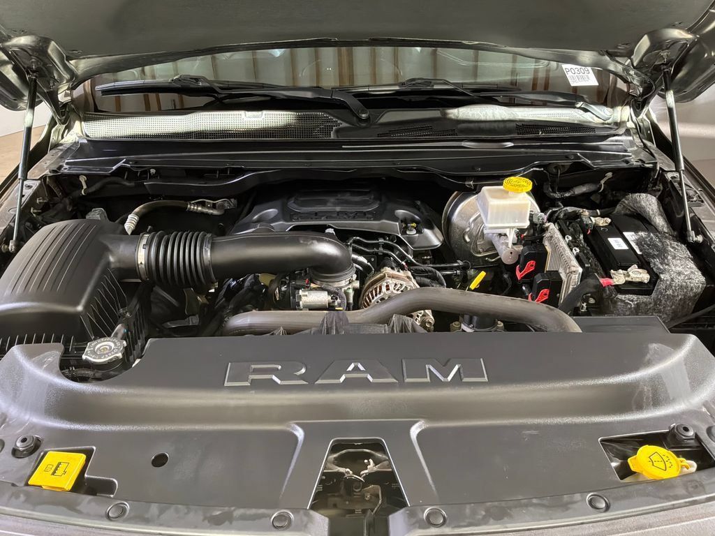 Used 2020 RAM 1500 Sport w/ Leather & Sound Group AWD/4WD image 32