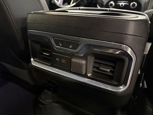 Used 2021 GMC Sierra 3500 AT4 image 17