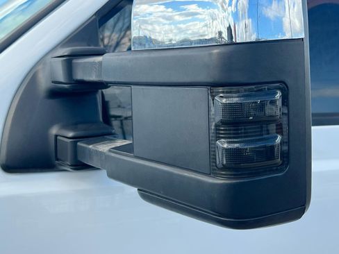 Used 2000 Ford F350 4x4 Regular Cab DRW Super Duty image 23