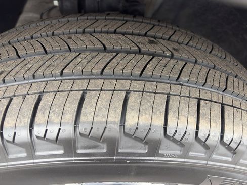 Used 2023 Hyundai Santa Fe Limited image 10