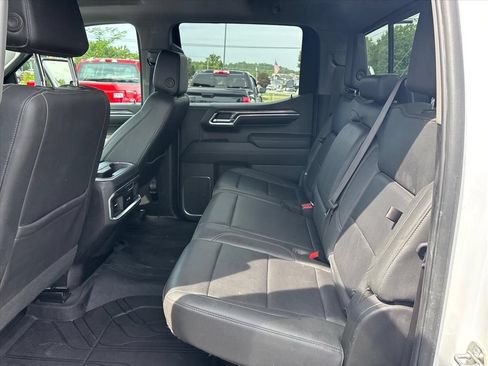 Used 2024 Chevrolet Silverado 1500 LTZ w/ LTZ Premium Package AWD/4WD image 17