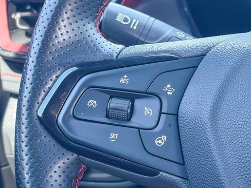 Used 2024 Chevrolet TrailBlazer RS w/ Driver Confidence Package FWD image 19