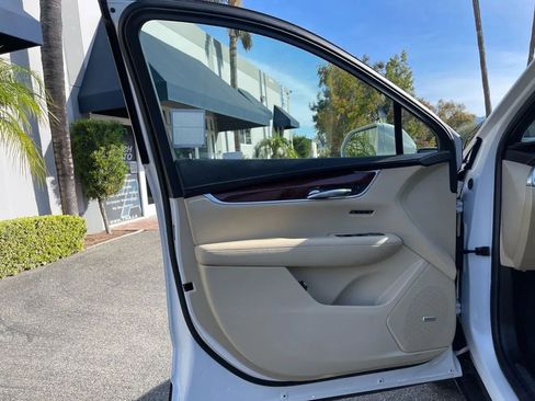 Used 2019 Cadillac XT5 Luxury image 18