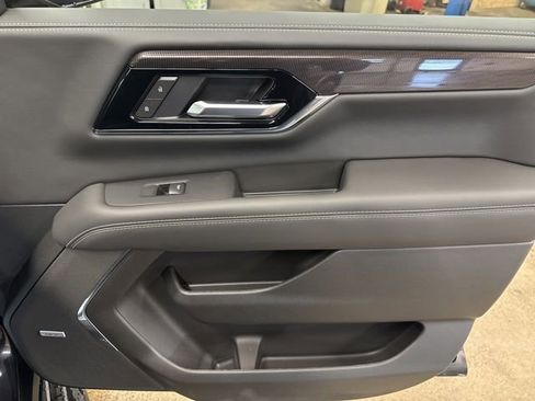 New 2026 GMC Yukon XL Elevation image 26