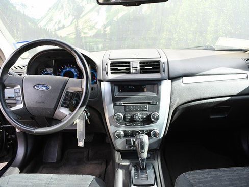 Used 2011 Ford Fusion SE w/ 202A Rapid Spec Order Code image 18