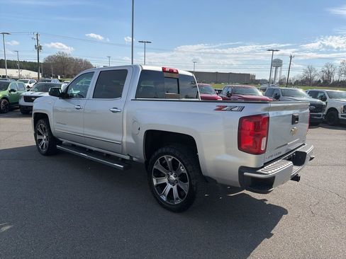 Used 2018 Chevrolet Silverado 1500 LTZ Z71 w/ LTZ Plus Package image 6