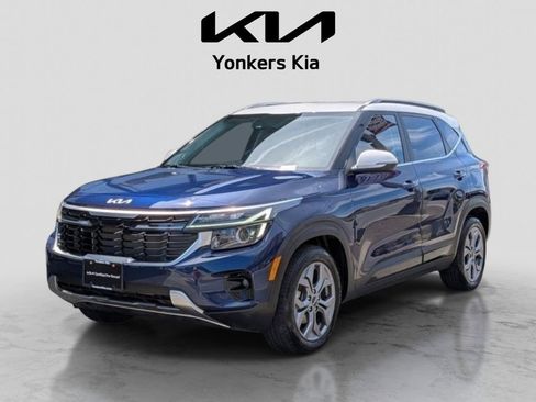 Certified 2024 Kia Seltos S FWD image 2