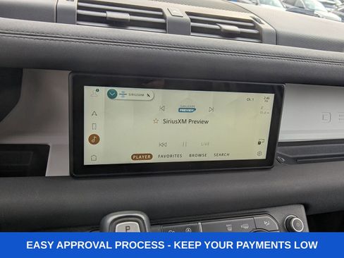 Used 2022 Land Rover Defender 90 image 26