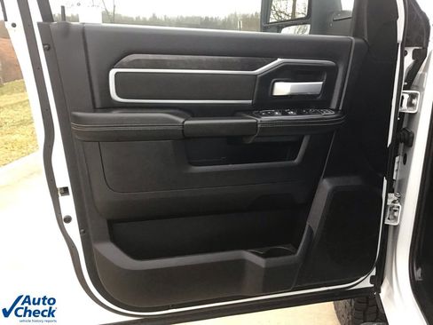 Used 2024 RAM 2500 Big Horn image 26