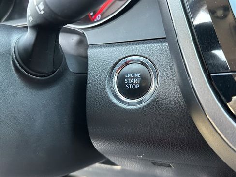 Used 2022 Toyota Camry XSE image 24