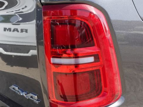 New 2025 RAM 1500 Limited image 9