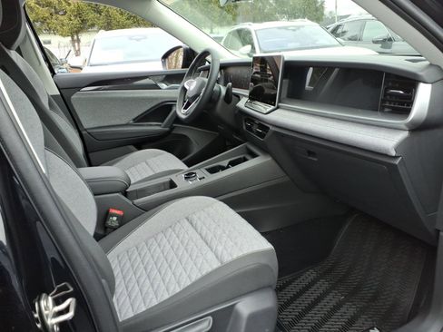 New 2026 Volkswagen Tiguan S image 5