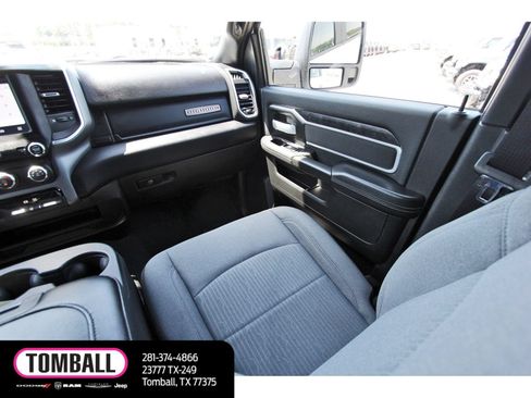 Used 2024 RAM 2500 Big Horn AWD/4WD image 11
