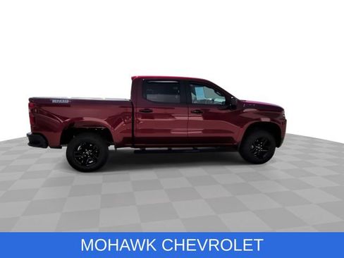 Used 2021 Chevrolet Silverado 1500 LT Trail Boss AWD/4WD image 9