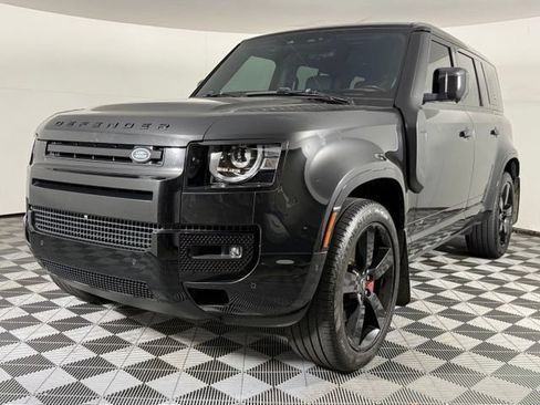 Used 2022 Land Rover Defender 110 X AWD/4WD image 2