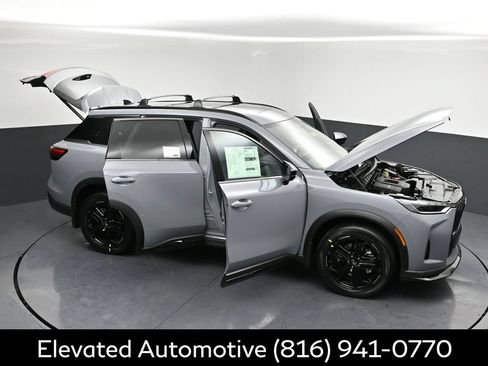 Certified 2026 INFINITI QX60 Sport w/ Dark Cargo Package AWD/4WD image 33