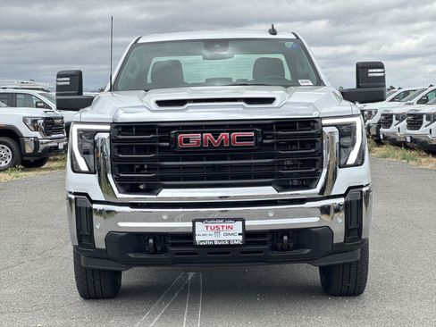New 2026 GMC Sierra 2500 Pro w/ 1SA Pro Safety Plus Package AWD/4WD image 2