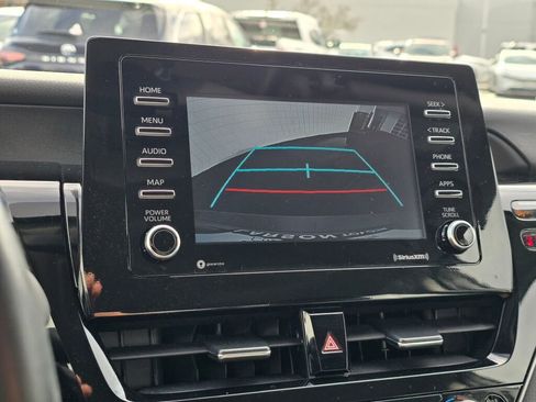 Used 2024 Toyota Camry SE image 30