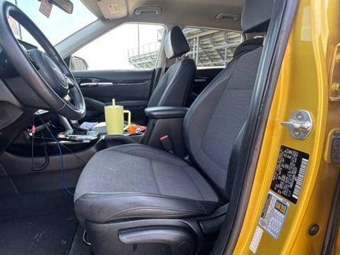 Used 2022 Kia Seltos S AWD/4WD image 15