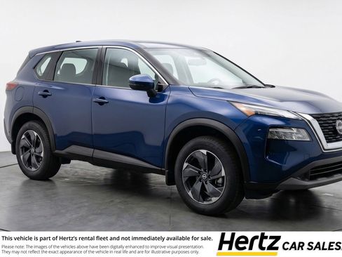 Used 2025 Nissan Rogue SV AWD/4WD image 1