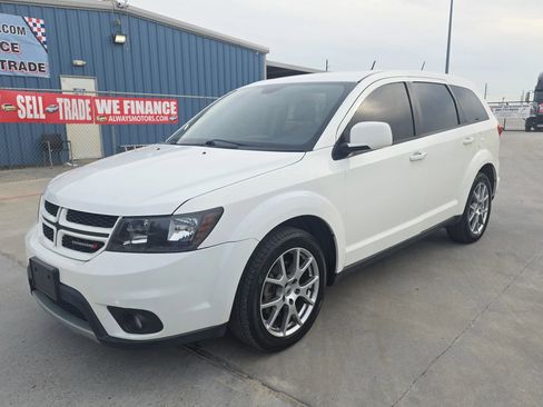 Used 2018 Dodge Journey GT FWD image 2
