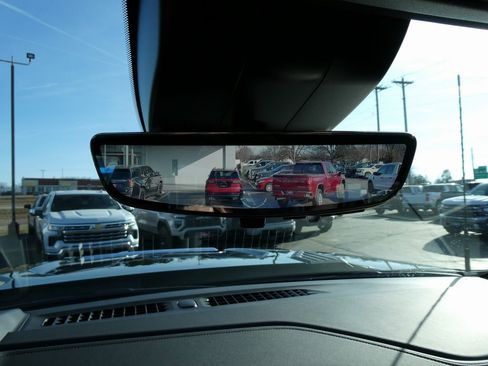 Certified 2024 Chevrolet Silverado 2500 High Country w/ Technology Package image 32