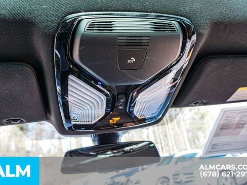 Used 2023 BMW 530i xDrive w/ Convenience Package image 33