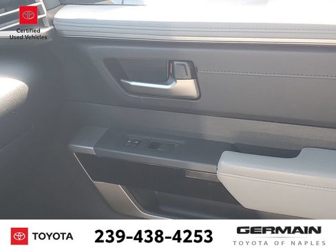 Used 2025 Toyota Tundra Limited AWD/4WD image 27