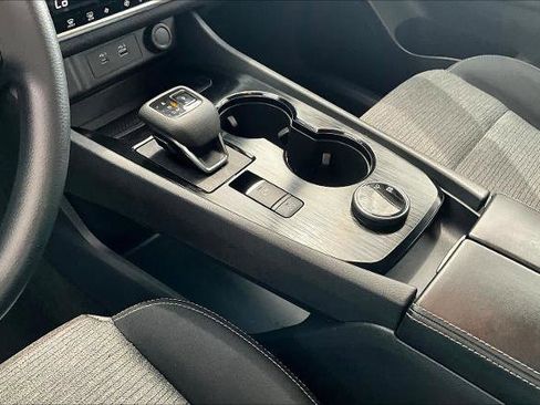 Certified 2022 Nissan Rogue SV AWD/4WD image 16