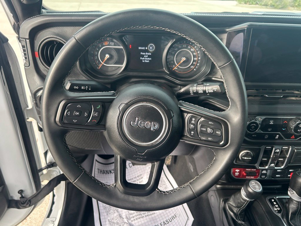 Used 2025 Jeep Wrangler Unlimited Rubicon AWD/4WD image 18