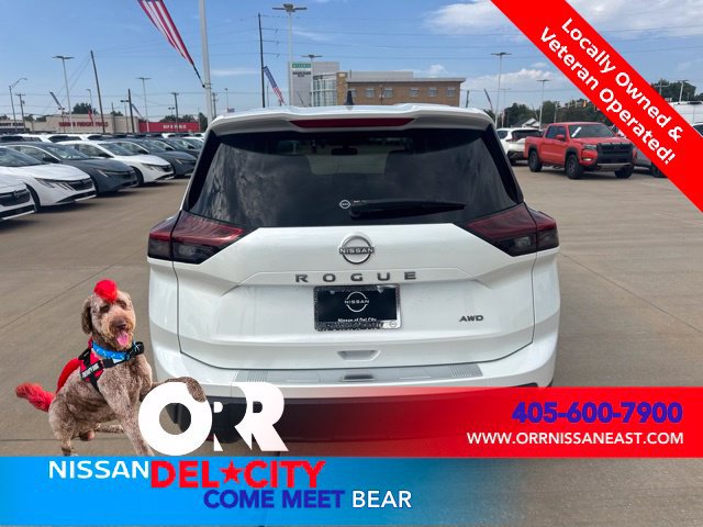 New 2026 Nissan Rogue SV w/ Cold Weather Package AWD/4WD image 4