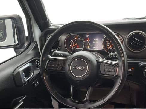 Certified 2022 Jeep Wrangler Unlimited Sport image 22