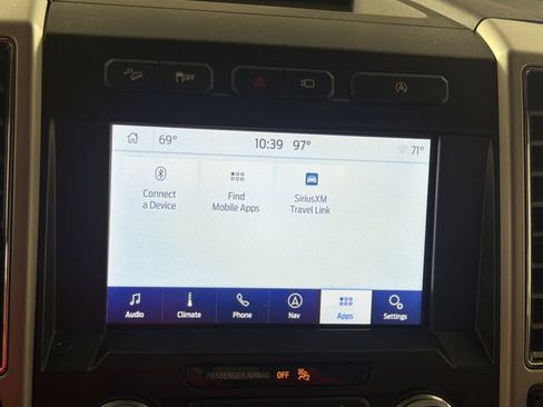 Used 2019 Ford F150 Lariat w/ Equipment Group 502A Luxury AWD/4WD image 7