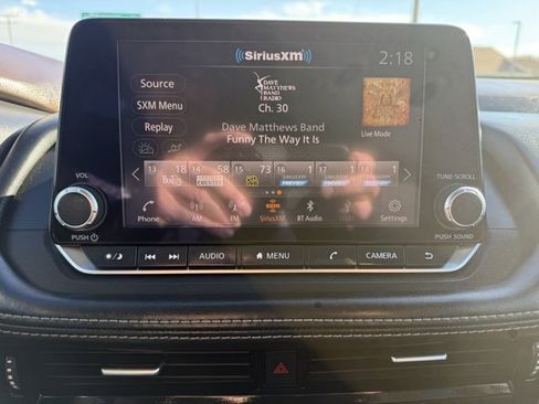 Used 2022 Nissan Rogue SV image 21