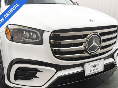Used 2024 Mercedes-Benz GLS 450 4MATIC image 27