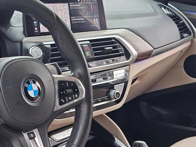 Used 2021 BMW X4 xDrive30i w/ M Sport Package AWD/4WD image 9