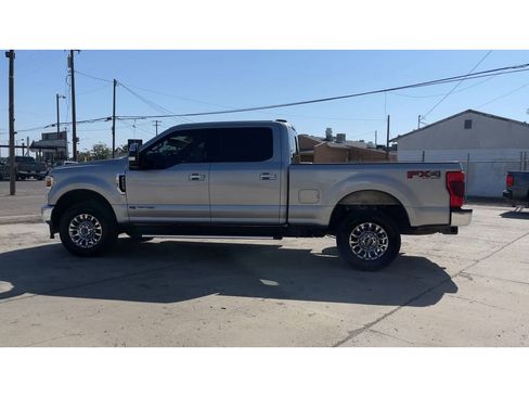 Used 2020 Ford F250 XLT w/ XLT Premium Package image 8