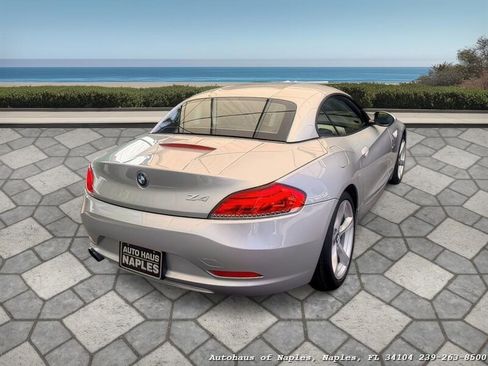 Used 2011 BMW Z4 sDrive30i w/ Premium Pkg RWD image 7