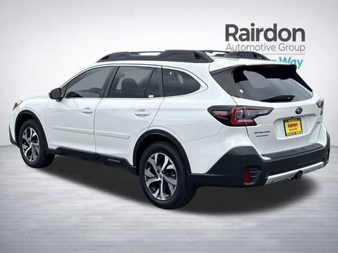 Used 2022 Subaru Outback Limited AWD/4WD image 5