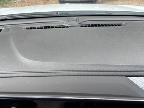 Used 2025 Buick Encore GX Preferred FWD image 17