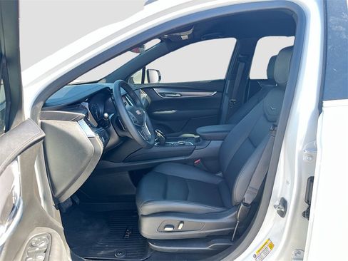 Used 2024 Cadillac XT5 Luxury w/ LPO, Floor Liner Package image 21