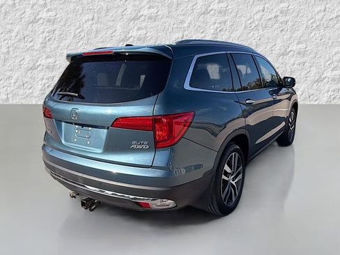 Used 2017 Honda Pilot Elite image 3