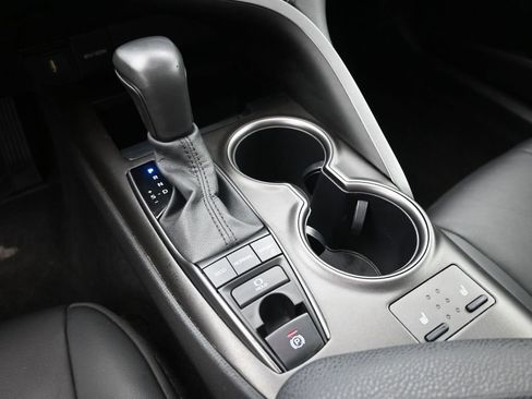 Used 2024 Toyota Camry XSE FWD image 31