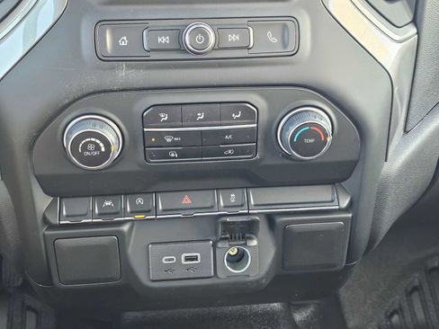 New 2025 Chevrolet Silverado 1500 W/T image 17