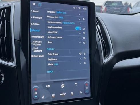 Used 2024 Ford Edge SEL image 42