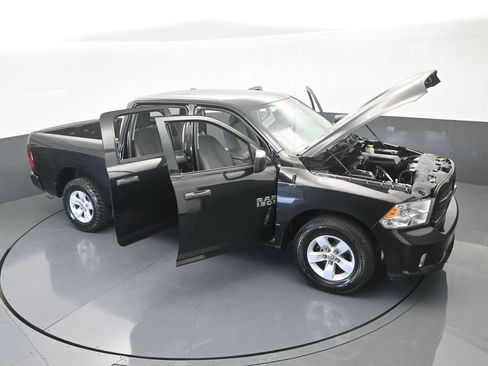 Used 2018 RAM 1500 Express image 65