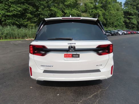 New 2026 Honda Odyssey Elite image 5